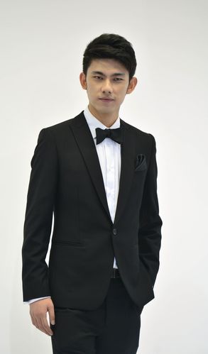 叶清和 视觉与舞美负责人